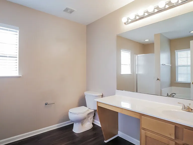 1417 Heather Ct — Photo 11