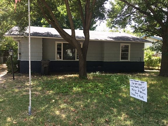 5th image of 3200 Belmont Dr