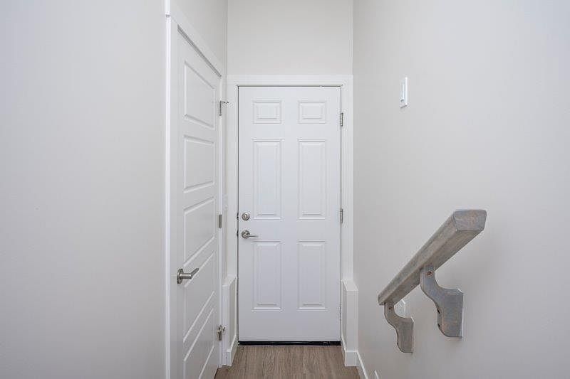 Calgary Townhouse for rent - 3 Bedrooms — photo 36