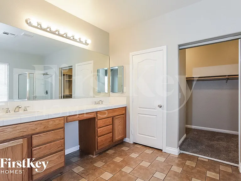 9100 Little Horse Ave — Photo 10