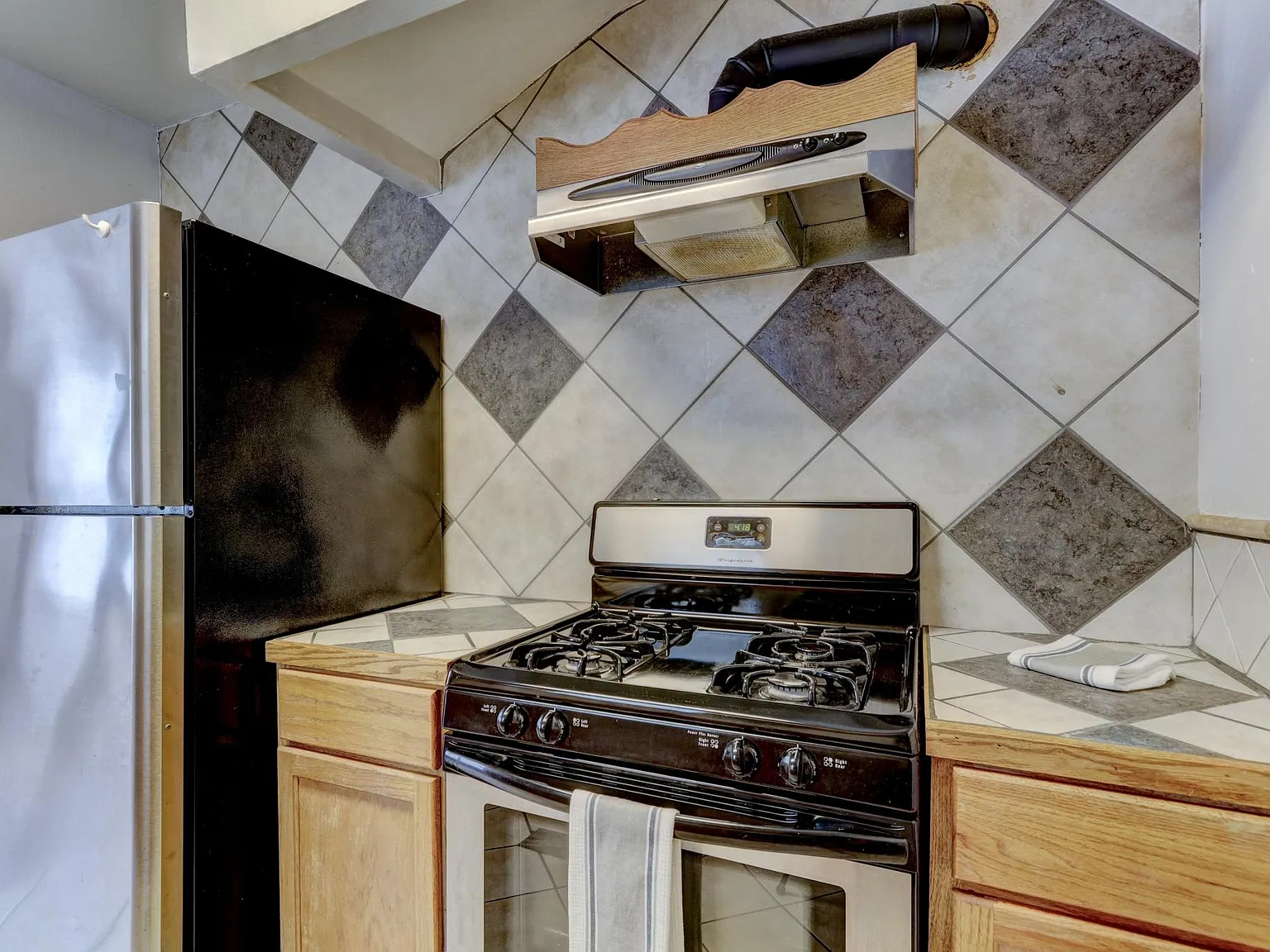 1 bed, 800 sqft, $895 — Photo 4