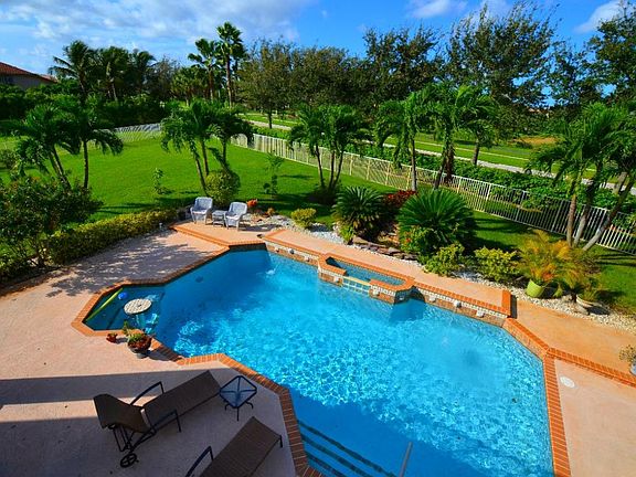 2nd image of 4643 Mariners Cove Dr