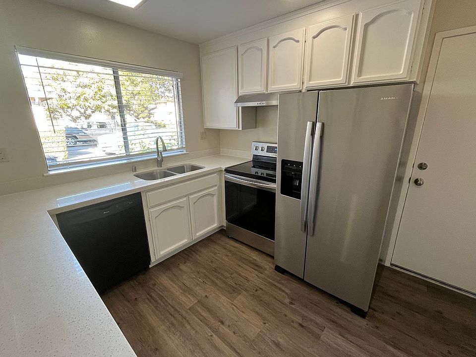 1st image of 17265 Markross Ct #2