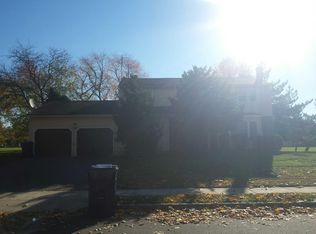 24 Wedgewood Dr, North Brunswick, NJ 08902