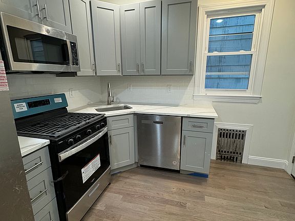 4th image of 6 Eaton Pl
