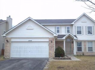 1949 Whitmore Dr, Romeoville, IL 60446