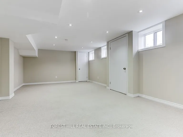 109 Mona Dr — Photo 22