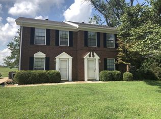 660 Harpeth Bend Dr, Nashville, TN 37221