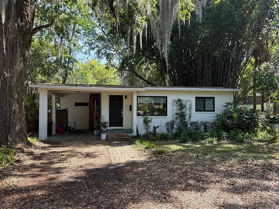 1st image of 735 NE 10th Pl