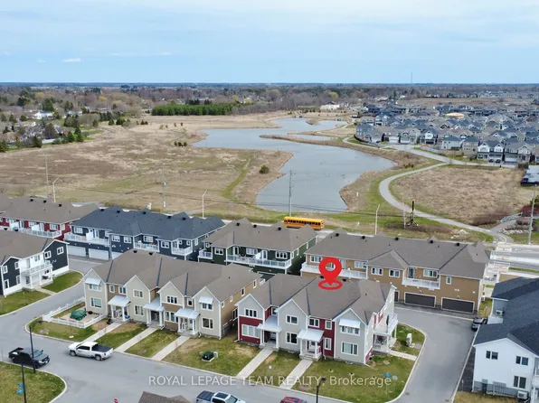 802 Bascule Pl, Ottawa, ON K0A 2Z0