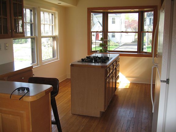 Spacious kitchen