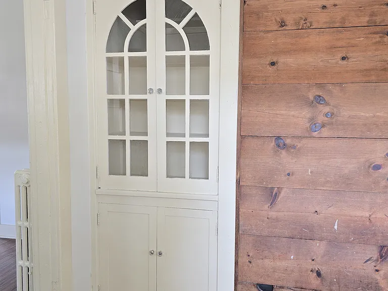 616 E Harrison St — Photo 16