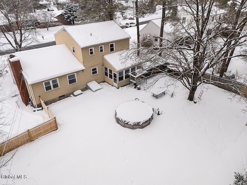 3rd image of 20 Buena Vista Avenue