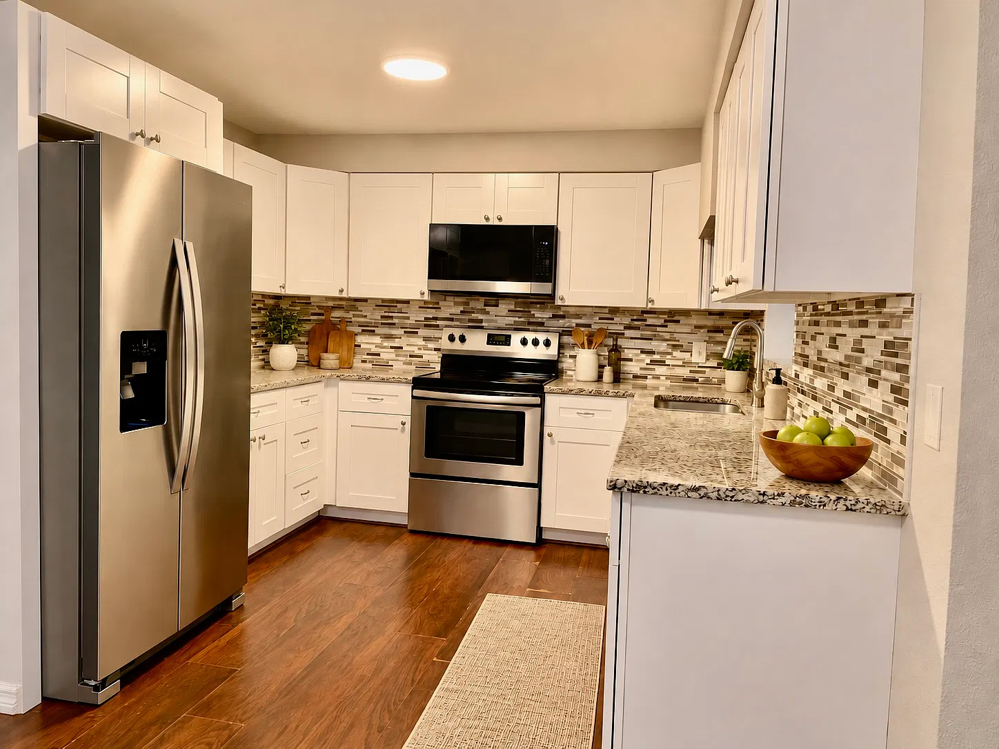 4 bed, 1751 sqft, $2,800 — Photo 2