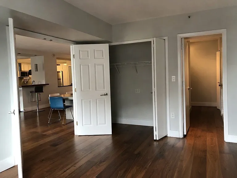 1300 Crystal Dr #1401S — Photo 17
