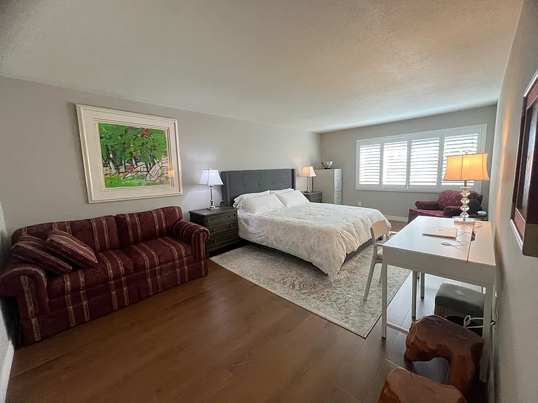 266 S Madison Ave — Photo 13