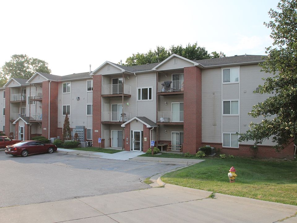 1st image of 8003 S 48th St #8005/101