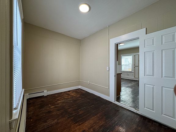 4th image of 46-48 Ayer St #3R