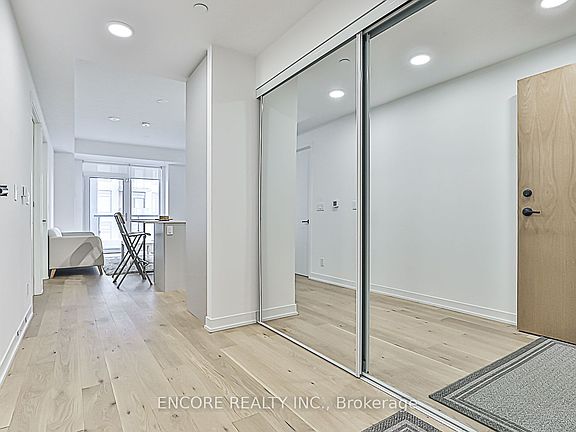 5th image of 7950 Bathurst St #B502