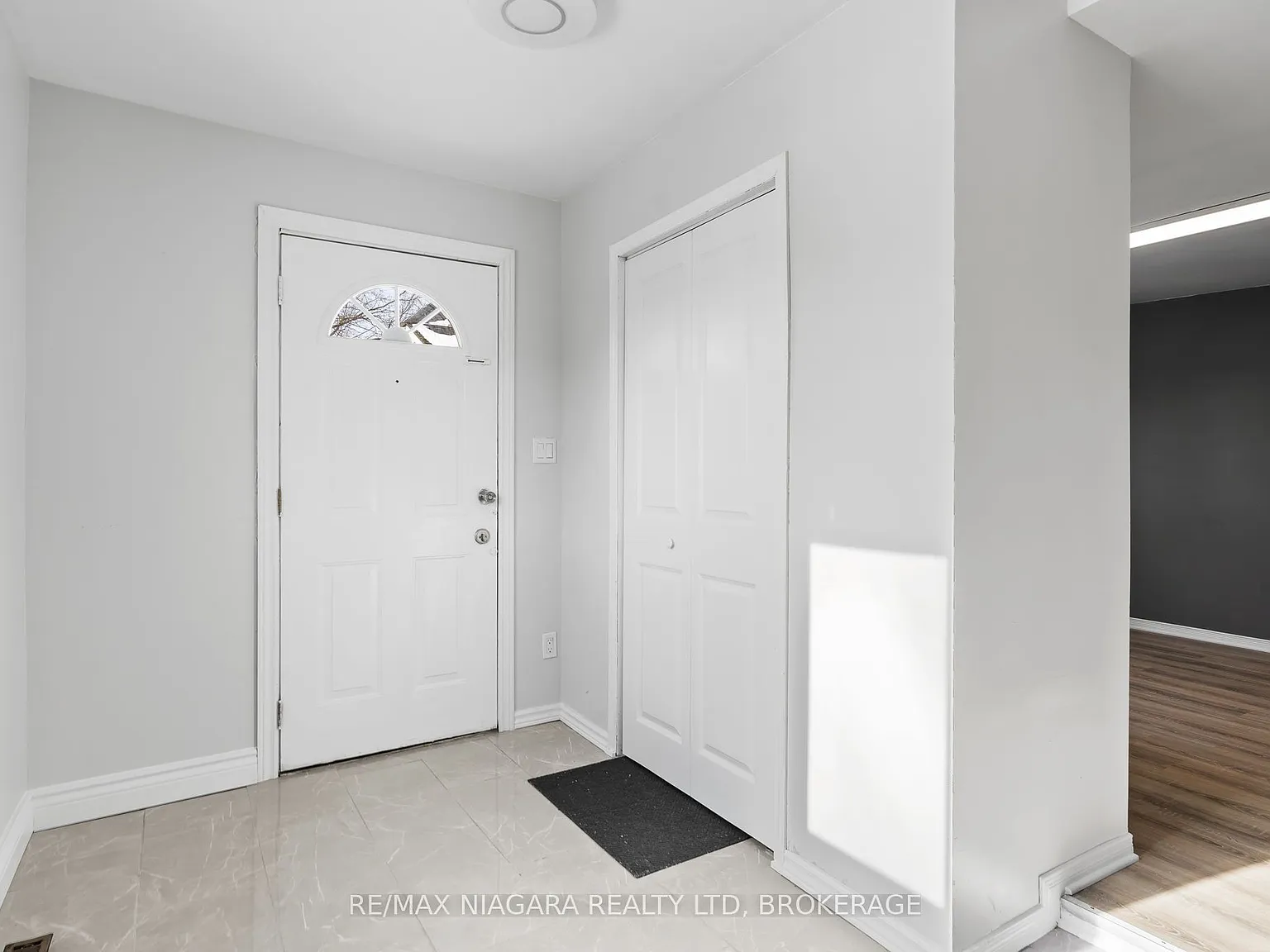 1 bed, $1,400 — Photo 3