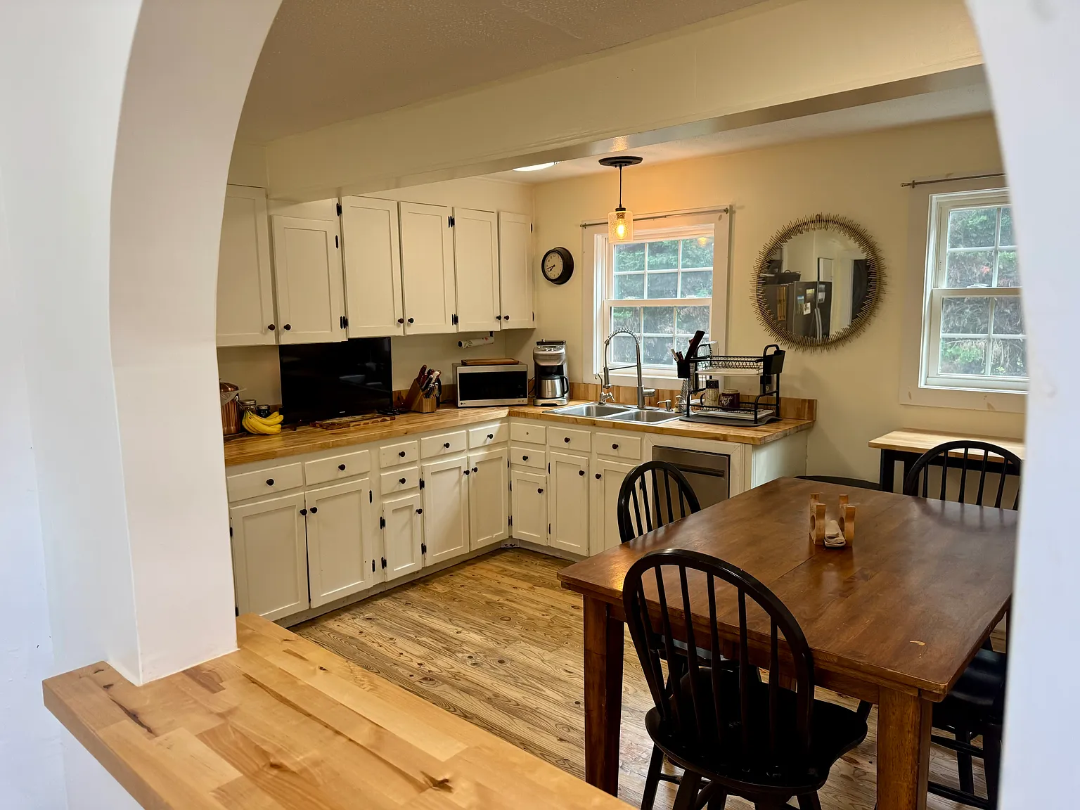 2 bed, 1226 sqft, $2,300 — Photo 4