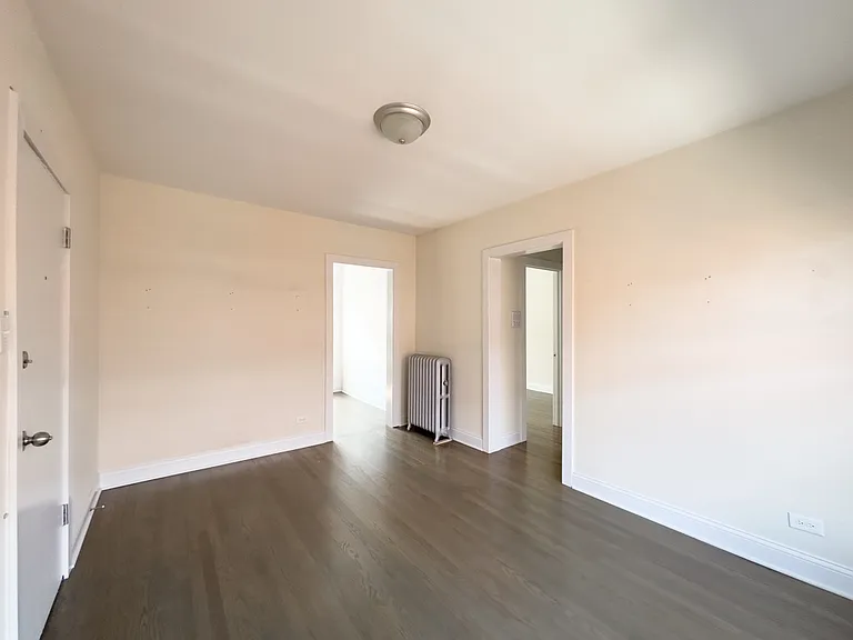 2641 N Spaulding Ave #W4 — Photo 8
