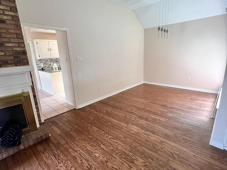 2617 Palmer Dr — Photo 6