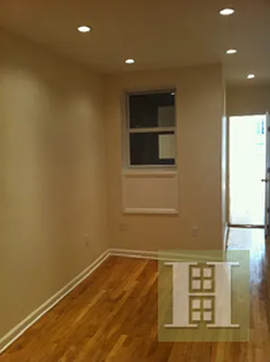 Rented by Halstead Real Estate | media 32