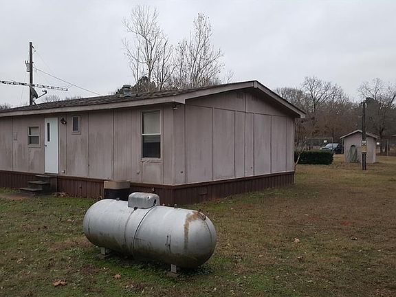 3rd image of 700 County Road 3313