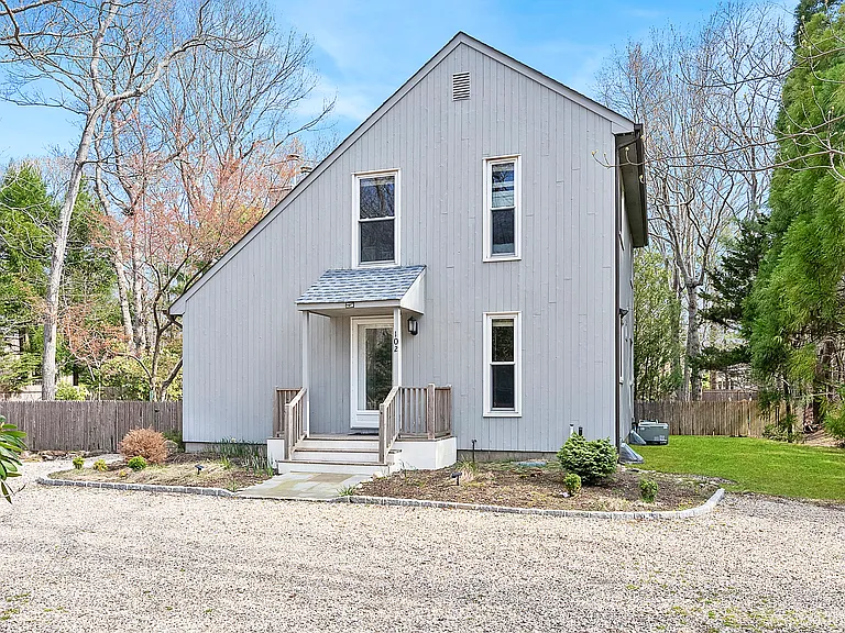 102 Sycamore Dr — Photo 3