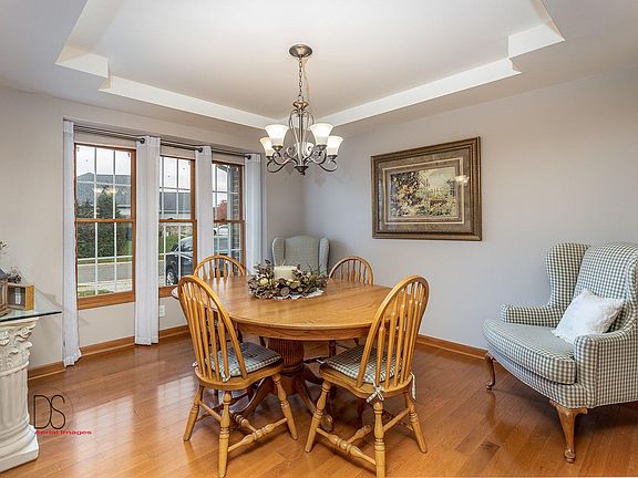 5th image of 1023 Lakewood Dr