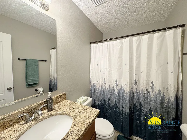 1701 Colonial Ct — Photo 12