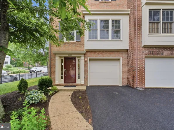 3807 Vermont Ct, Alexandria, VA 22304