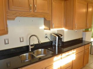 3212 Campbell Dr, Alexandria, VA 22303