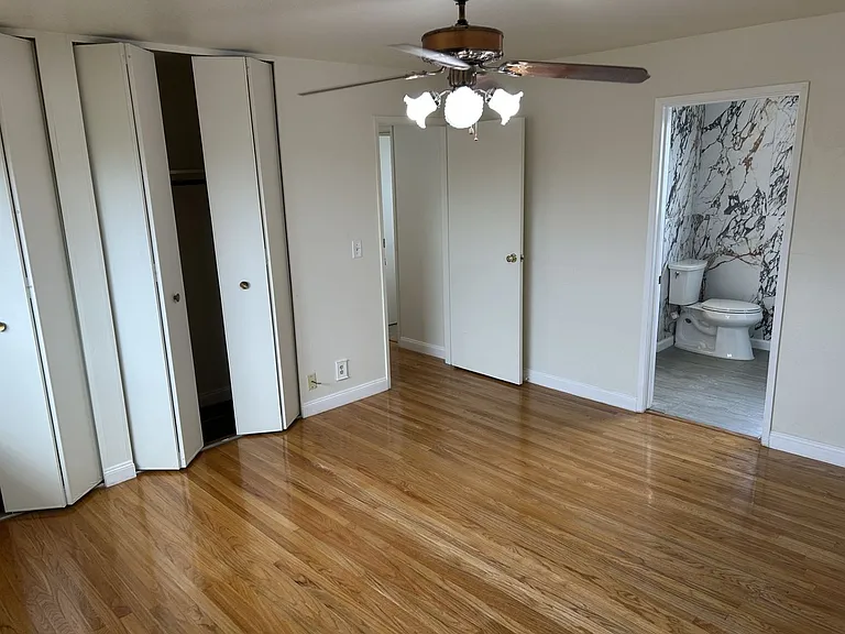 2040 Barbour Dr — Photo 26