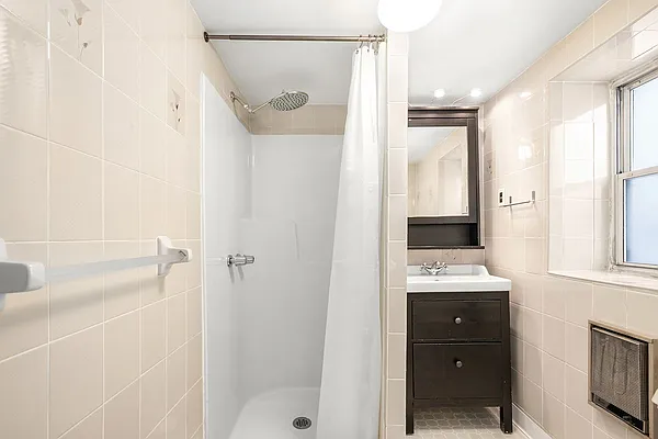 Rented by Compass | media 4