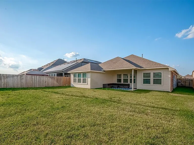 24411 Skytrail Dr — Photo 41