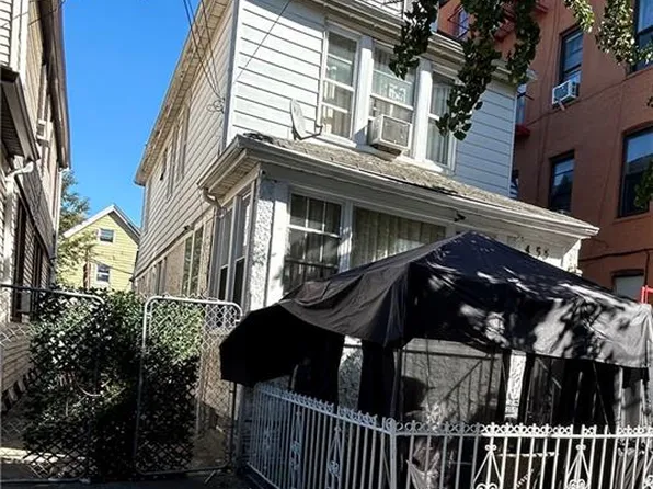 455 E 51st St, Brooklyn, NY 11203