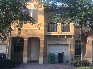 12999 SW 132nd Ter, Miami, FL 33186