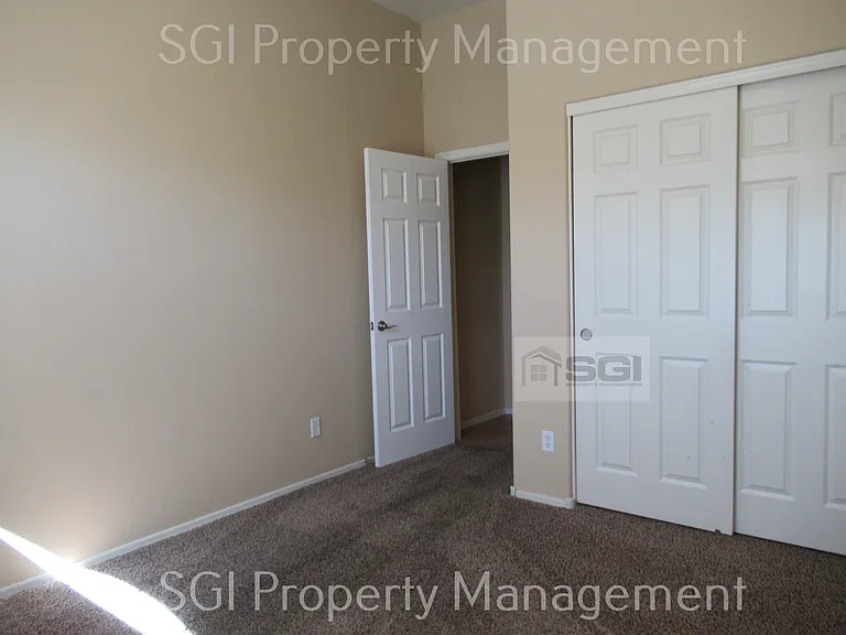 8860 W Frier Dr — Photo 6