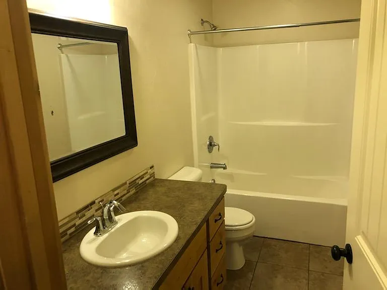 1043 Road Runner St #8 — Photo 8