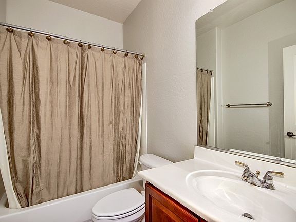 4th image of 2355 S Wildrose Cir