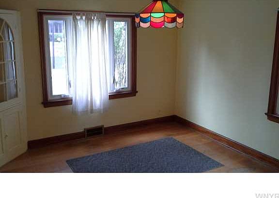 2nd image of 251 Irving Ter