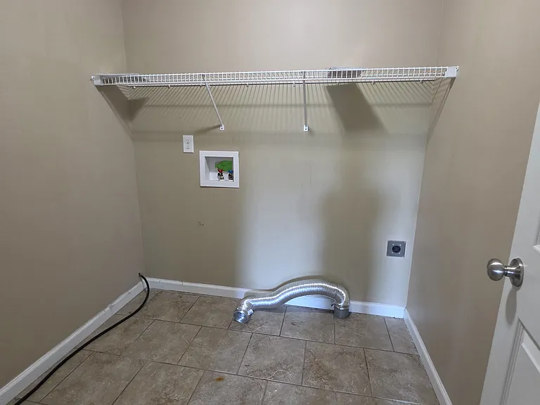 272 Percheron Dr — Photo 12
