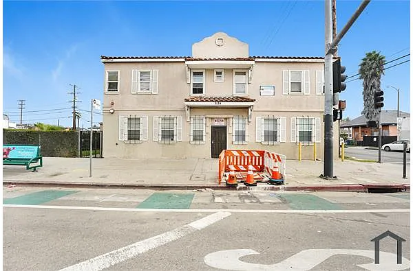 Building Photo - 9124 S Broadway
