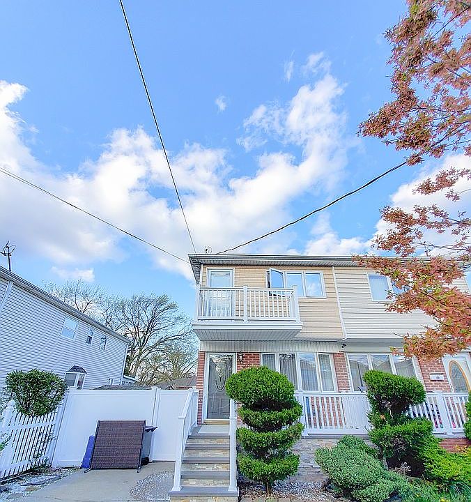 1st image of 23 Taunton St