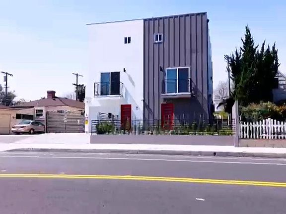 2nd image of 4455 1/2 Colfax Ave