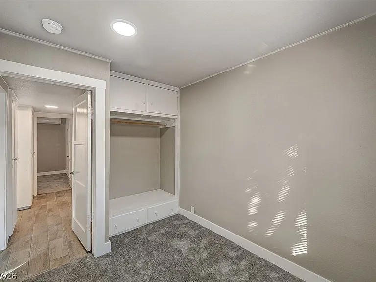 632 Avenue D — Photo 25