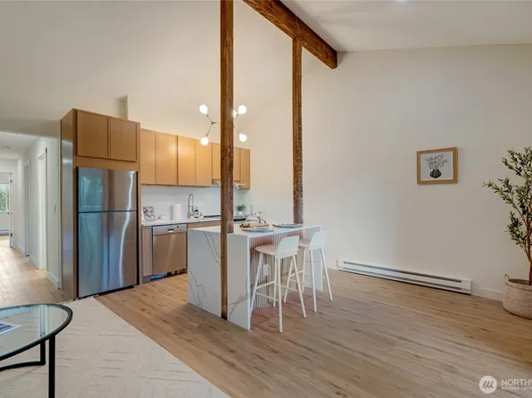 12415 NE 130th Court #H306, Kirkland, WA 98034
