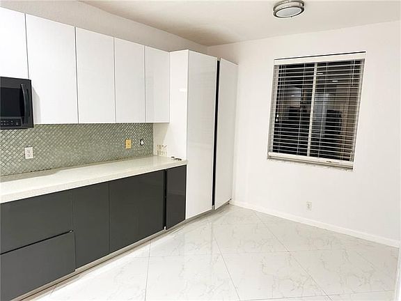 4th image of 499 Conservation Dr